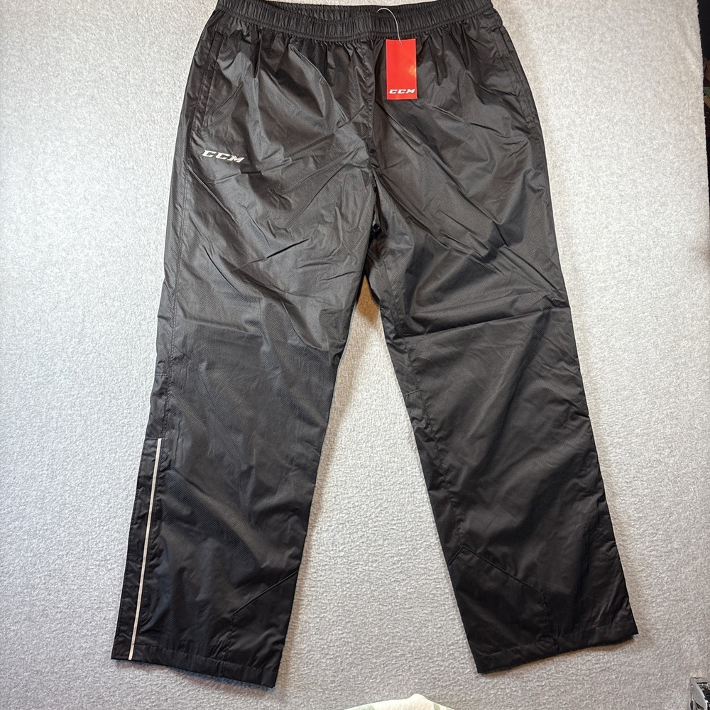 CCM Men's Softshell Athletic Black Pants Sz XL Leg Zip Hockey Brand New